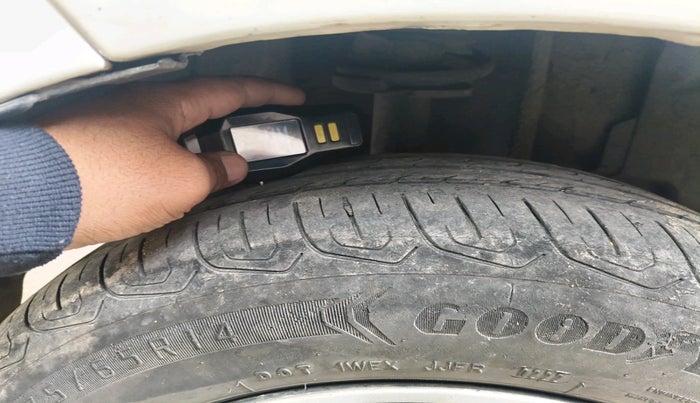 2022 Tata TIGOR XZ PLUS CNG, Petrol, Manual, 1,19,758 km, tyre