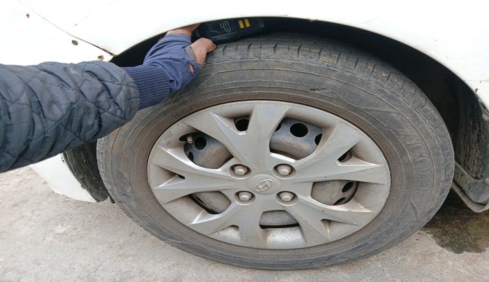 2013 Hyundai Grand i10 SPORTZ 1.2 KAPPA VTVT, Petrol, Manual, 49,925 km, tyre