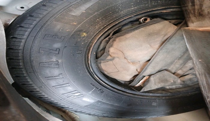 2014 Hyundai i10 MAGNA 1.1, Petrol, Manual, 90,515 km, tyre