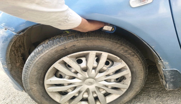 2013 Honda Amaze 1.2L I-VTEC E, Petrol, Manual, 52,283 km, tyre