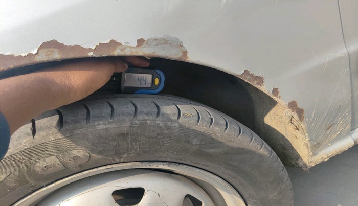 2011 Hyundai Santro Xing GL, Petrol, Manual, 1,09,429 km, tyre