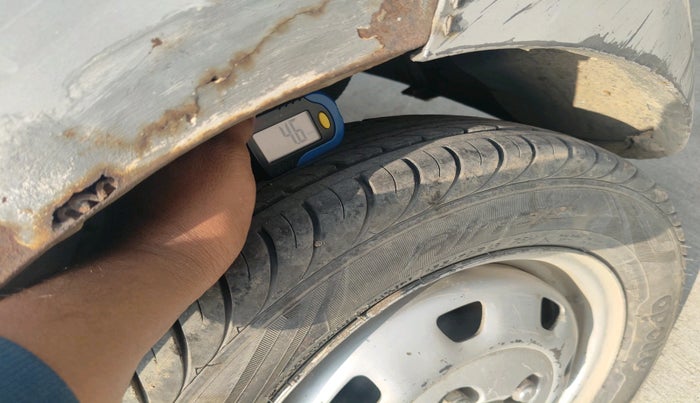 2011 Hyundai Santro Xing GL, Petrol, Manual, 1,09,429 km, tyre