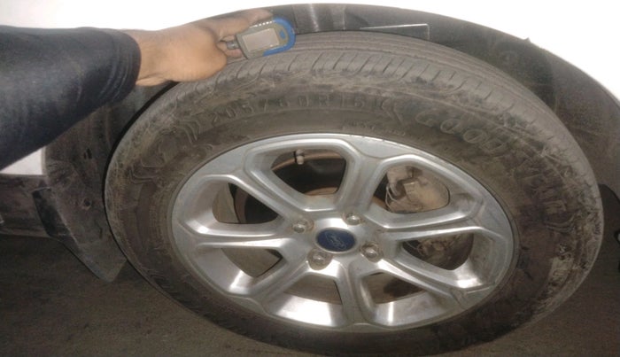 2021 Ford Ecosport TITANIUM + SE 1.5L DIESEL, Diesel, Manual, 66,300 km, tyre