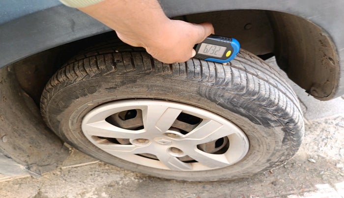 2018 Renault Kwid RXT 0.8, Petrol, Manual, 21,396 km, tyre