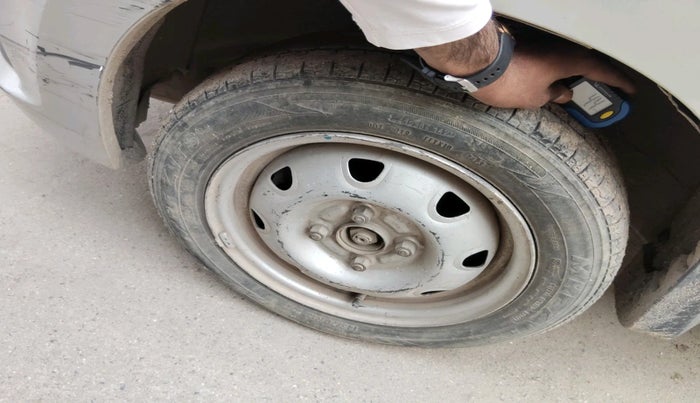 2016 Maruti Alto K10 LXI CNG, Petrol, Manual, 1,19,898 km, tyre