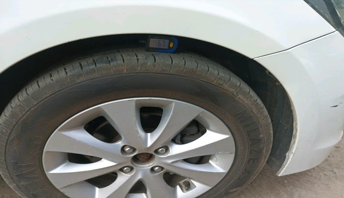 2017 Hyundai Verna 1.6 CRDI S AT, Diesel, Automatic, 77,916 km, tyre