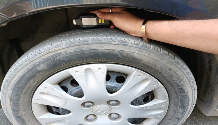 2015 Honda Amaze 1.2L I-VTEC S, Petrol, Manual, 95,696 km, tyre