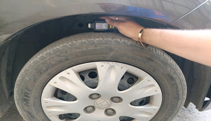 2015 Honda Amaze 1.2L I-VTEC S, Petrol, Manual, 95,696 km, tyre