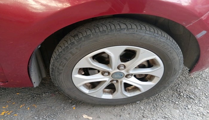 2015 Ford Figo Aspire TITANIUM 1.5 PETROL AT, Petrol, Automatic, 59,582 km, tyre