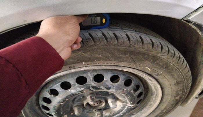 2014 Honda Amaze 1.2L I-VTEC S AT, Petrol, Automatic, 1,56,895 km, tyre