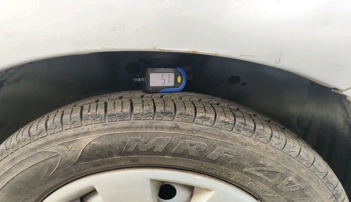 2017 Maruti Wagon R 1.0 LXI CNG, Petrol, Manual, 1,23,366 km, tyre