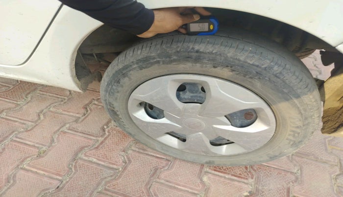 2024 Tata Tiago XM CNG, Petrol, Manual, 35,879 km, tyre