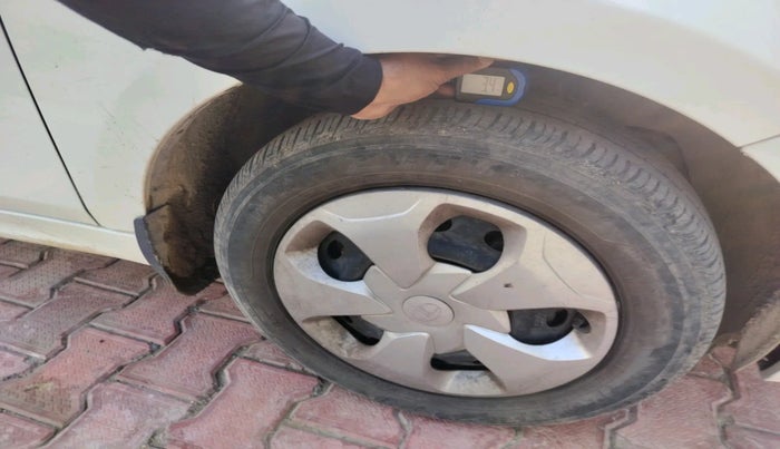 2024 Tata Tiago XM CNG, Petrol, Manual, 35,879 km, tyre