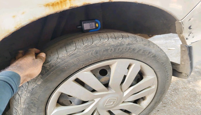 2014 Honda City 1.5L I-DTEC E, Diesel, Manual, 1,89,844 km, tyre