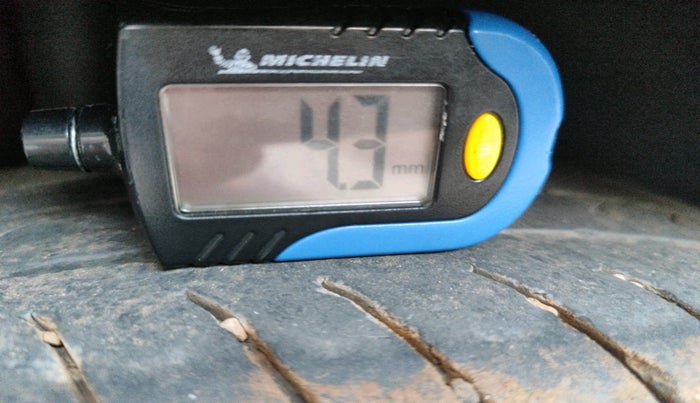 2017 Ford Ecosport TITANIUM 1.5L DIESEL, Diesel, Manual, 1,49,067 km, tyre