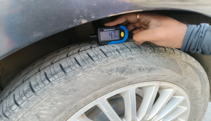 2014 Tata Zest XM 75PS DIESEL, Diesel, Manual, 1,44,209 km, tyre