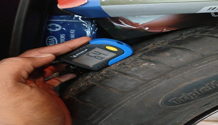 2020 KIA SELTOS HTK 1.5 PETROL, Petrol, Manual, 5,811 km, tyre