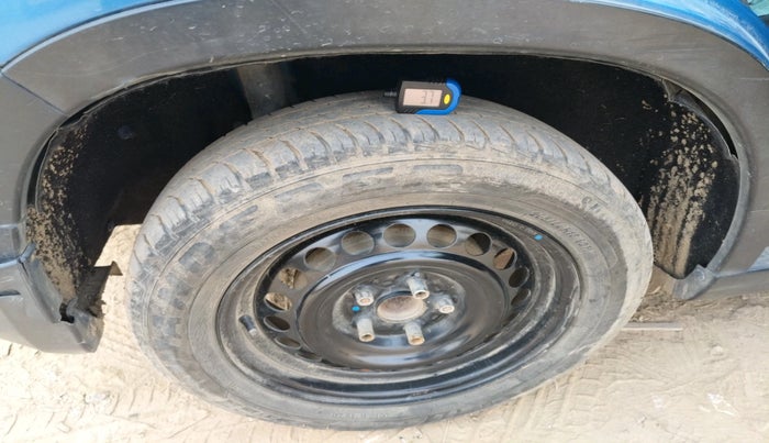 2017 Maruti Vitara Brezza VDI (O), Diesel, Manual, 82,981 km, tyre