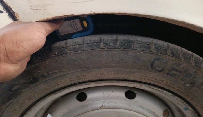 2015 Tata Nano EMAX XM CNG, Petrol, Manual, 1,81,071 km, tyre