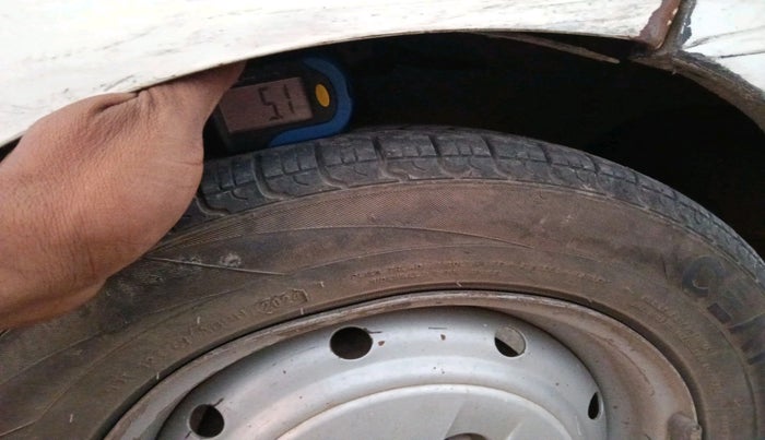 2015 Tata Nano EMAX XM CNG, Petrol, Manual, 1,81,071 km, tyre