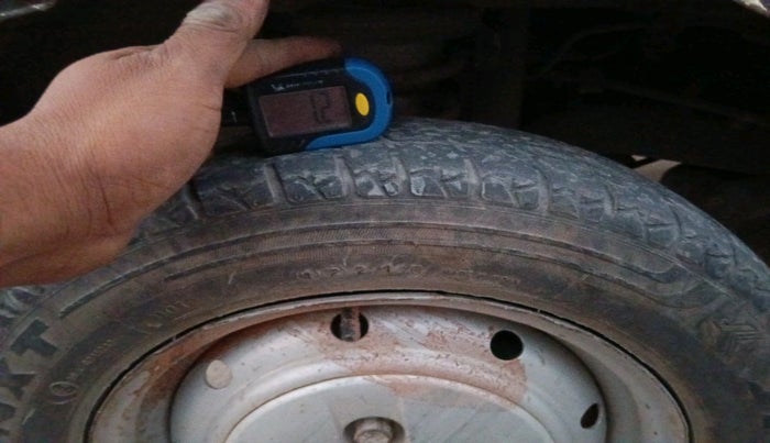 2015 Tata Nano EMAX XM CNG, Petrol, Manual, 1,81,071 km, tyre