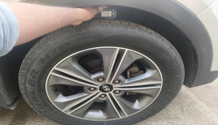 2017 Hyundai Creta SX PLUS AT 1.6 DIESEL, Diesel, Automatic, 86,512 km, tyre