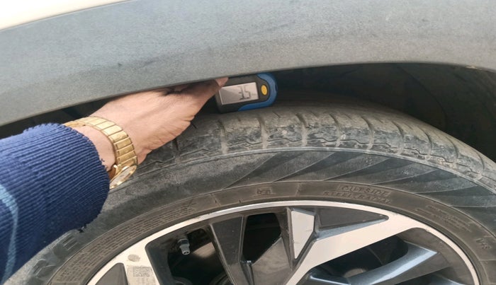 2022 Hyundai Creta SX (O) AT 1.5 DIESEL, Diesel, Automatic, 52,697 km, tyre