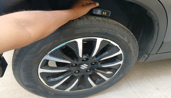 2022 Maruti BREZZA ZXI + SMART HYBRID, Petrol, Manual, 32,189 km, tyre