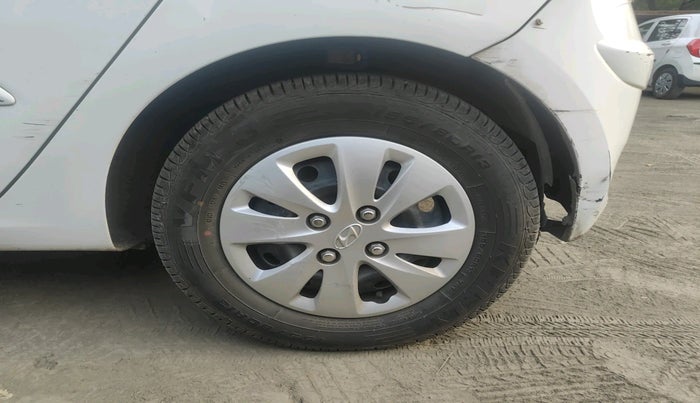 2010 Hyundai i10 SPORTZ 1.2, Petrol, Manual, 1,48,648 km, tyre