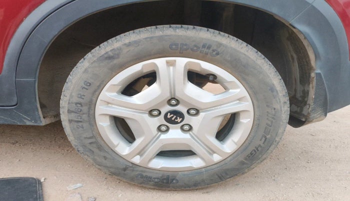 2020 KIA SONET HTK PLUS 1.2, Petrol, Manual, 13,371 km, tyre