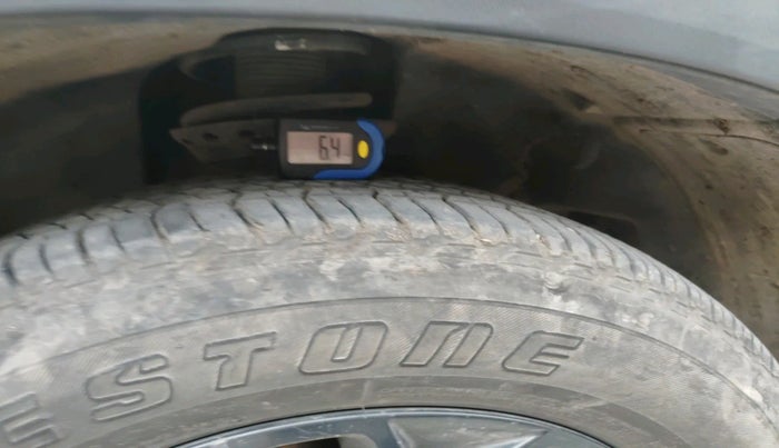 2019 Tata Harrier XT 2.0L KRYOTEC DARK EDITION, Diesel, Manual, 74,290 km, tyre