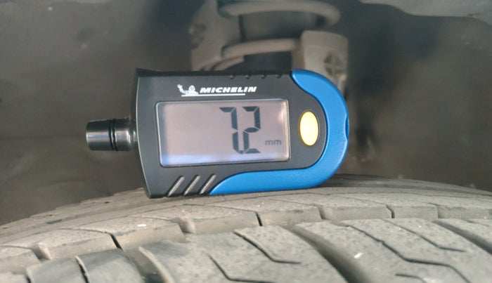 2017 Maruti Alto 800 LXI, Petrol, Manual, 75,171 km, tyre