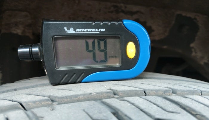 2017 Maruti Alto 800 LXI, Petrol, Manual, 75,171 km, tyre