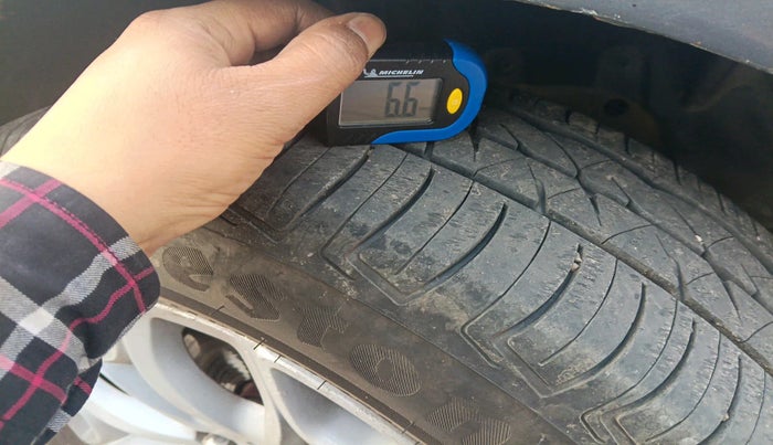 2016 Ford Ecosport TITANIUM 1.5L DIESEL, Diesel, Manual, 85,036 km, tyre