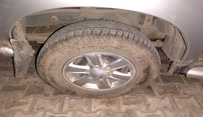 2018 ISUZU D-Max V Cross 4*4 MT, Diesel, Manual, 1,74,719 km, tyre