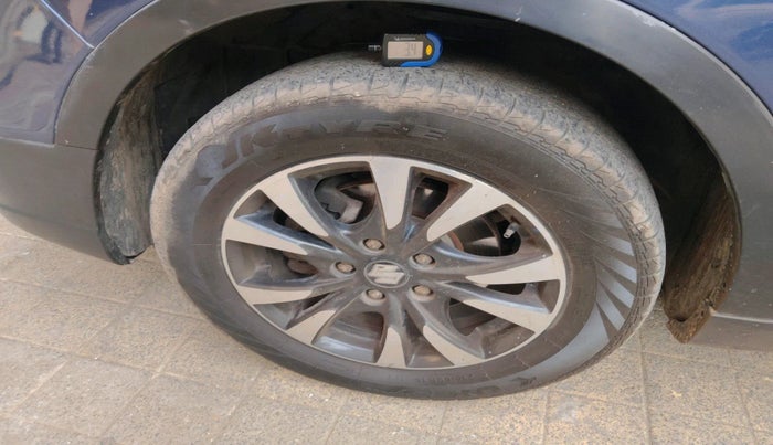 2019 Maruti S Cross ALPHA 1.3, Diesel, Manual, 94,000 km, tyre