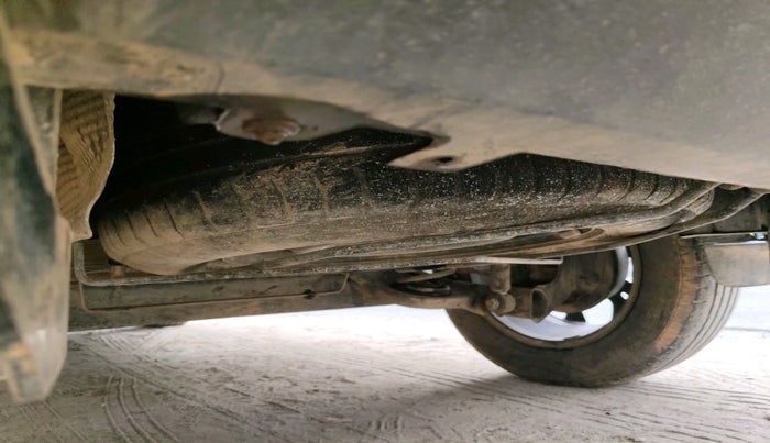 2015 Nissan Terrano XL (D), Diesel, Manual, 1,10,009 km, tyre