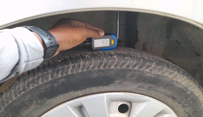 2016 Maruti Swift Dzire LXI, Petrol, Manual, 45,626 km, tyre