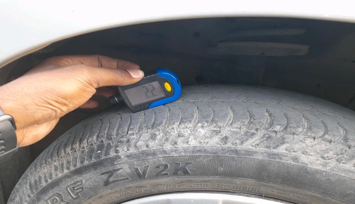 2016 Maruti Swift Dzire LXI, Petrol, Manual, 45,626 km, tyre