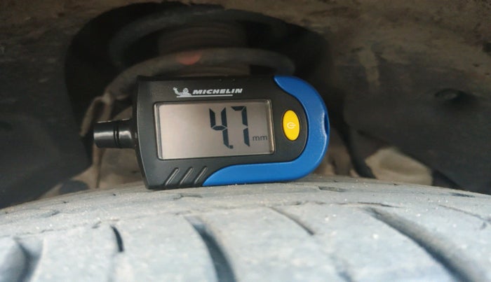 2019 Mahindra XUV300 W8 1.5 DIESEL, Diesel, Manual, 99,237 km, tyre