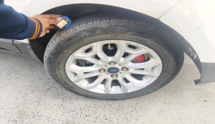 2014 Ford Ecosport TITANIUM 1.5L DIESEL, Diesel, Manual, 89,500 km, tyre