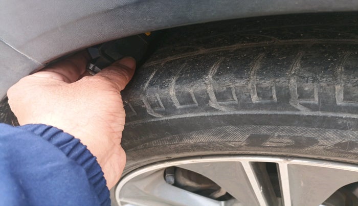 2016 Hyundai Creta SX PLUS AT 1.6 PETROL, Petrol, Automatic, 72,310 km, tyre