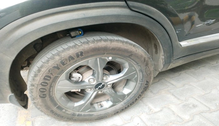 2023 KIA SELTOS  HTK PLUS 1.5 DIESEL IMT, Diesel, Manual, 32,893 km, tyre