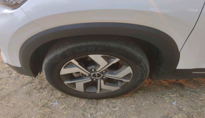 2021 KIA SONET HTX 1.5, Diesel, Manual, 42,030 km, tyre