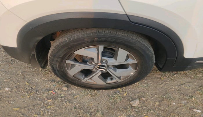 2021 KIA SONET HTX 1.5, Diesel, Manual, 42,030 km, tyre