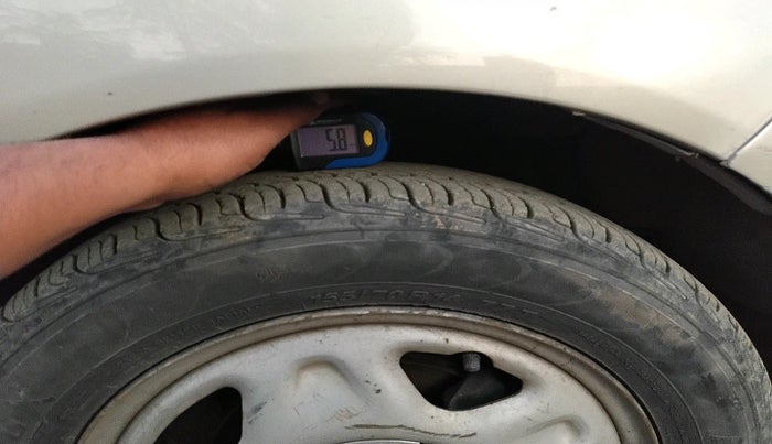 2010 Chevrolet Beat LT PETROL, Petrol, Manual, 48,909 km, tyre