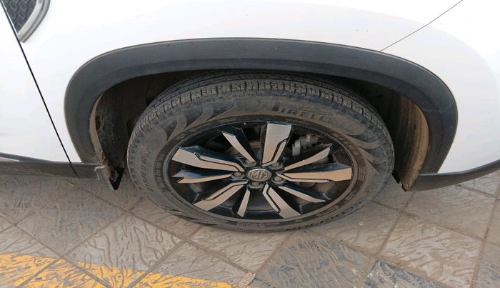 2019 MG HECTOR SHARP 1.5 DCT PETROL, Petrol, Automatic, 80,537 km, tyre