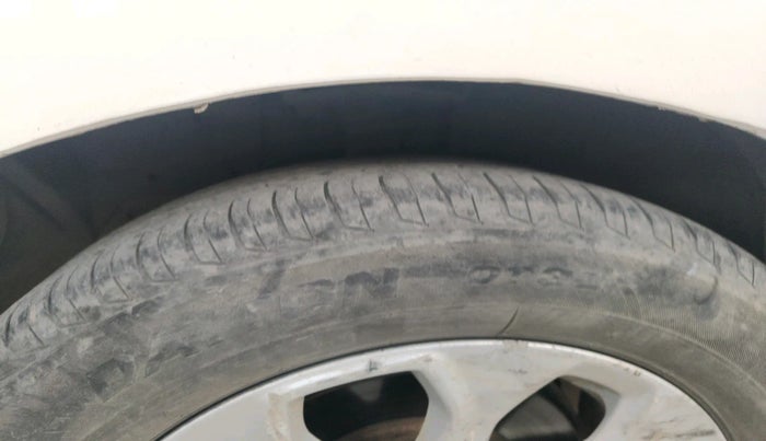 2015 Ford Figo Aspire TREND 1.5 DIESEL, Diesel, Manual, 1,57,625 km, tyre