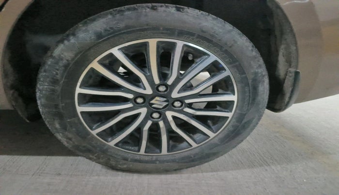 2017 Maruti Dzire ZDI PLUS, Diesel, Manual, 99,426 km, tyre