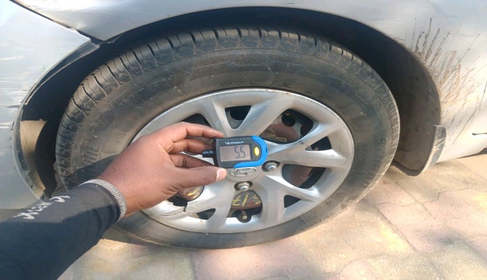 2017 Hyundai Grand i10 SPORTZ U2 1.2 CRDI, Diesel, Manual, 1,32,130 km, tyre